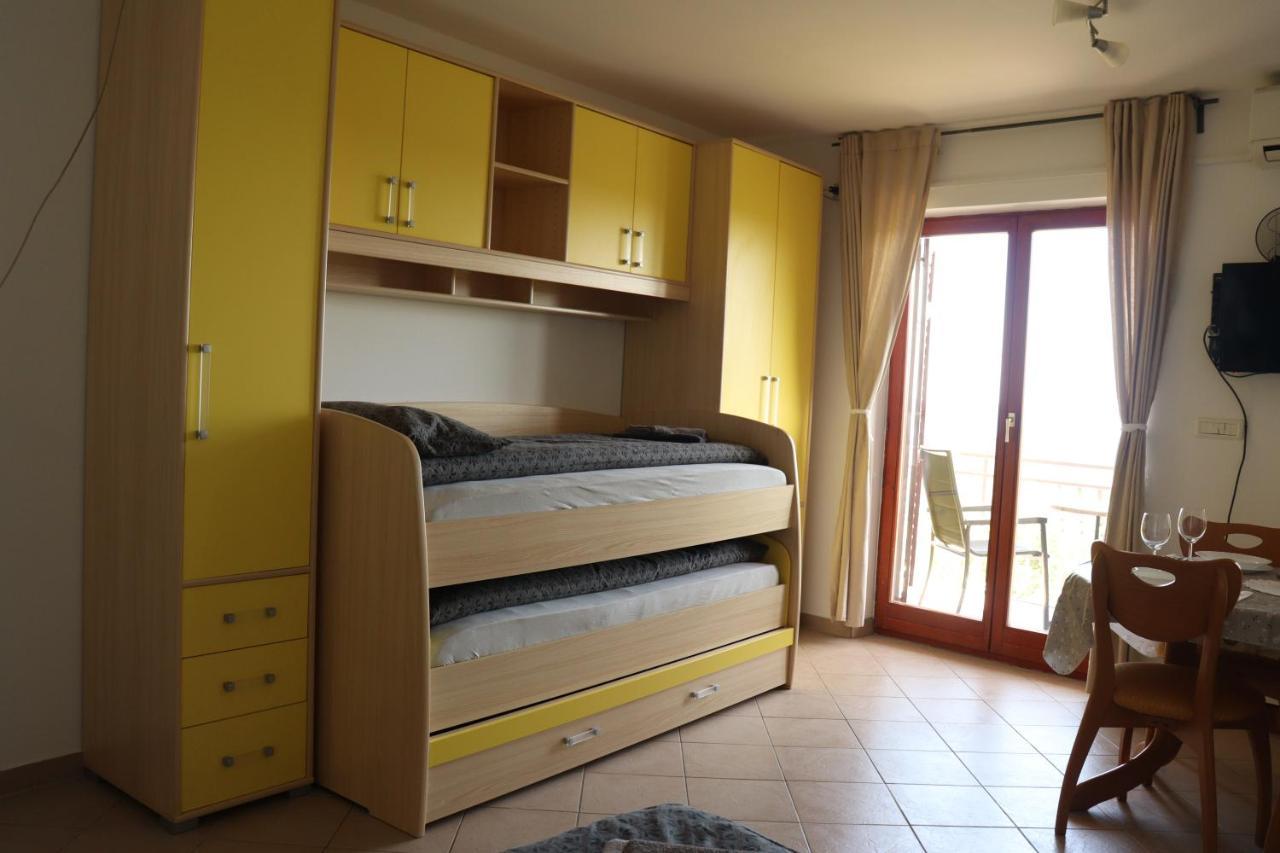 Tre Terre Apartment Lucija Bagian luar foto