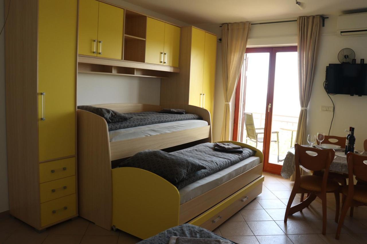 Tre Terre Apartment Lucija Bagian luar foto